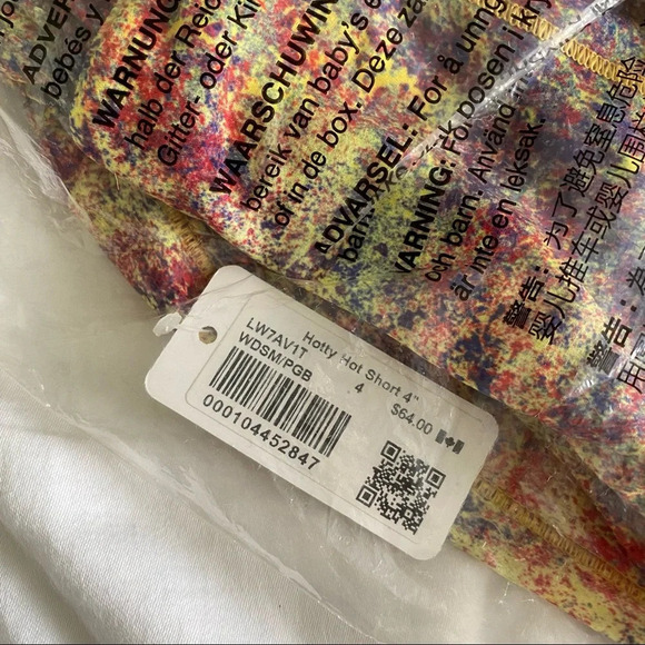 🆕 Seawheeze 2020 Lululemon Hotty Hot Short 4” - Picture 2 of 3